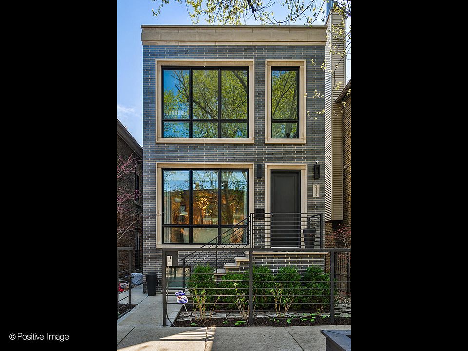 1st image of 2119 W Cortland St