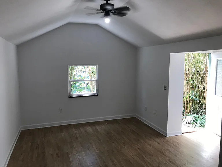 1700 E Crystal Lake Ave #REAR — Photo 3