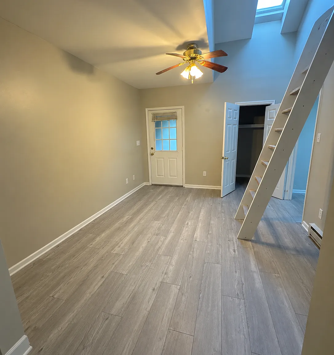 1 bed, $1,400 — Photo 2