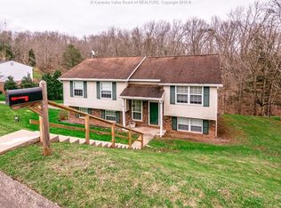 402 Cedar Crest Dr, Ripley, WV 25271