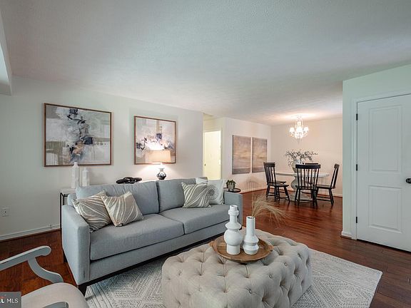 2nd image of 7676 Willow Point Dr #7676