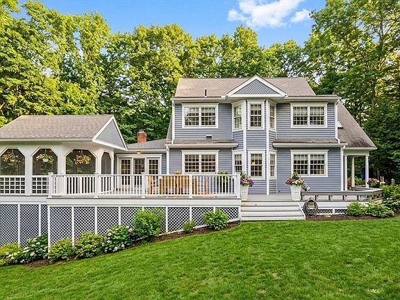 5th image of 36 Trillium Way