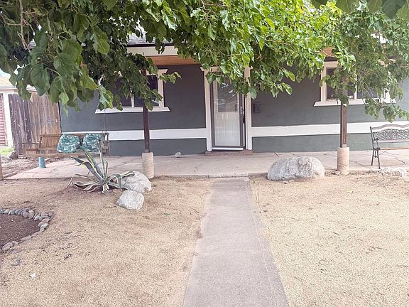 3rd image of 530 Linda Vista Dr