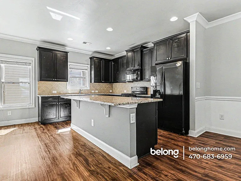 8005 Pierpoint Ln — Photo 11