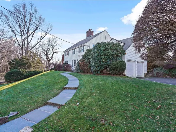 5 Glendon Circle, White Plains, NY 10605