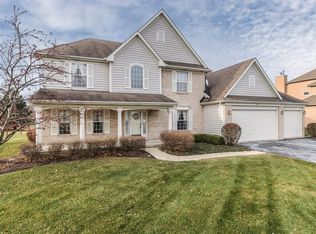 120 Canterbury Rd, Aurora, IL 60506