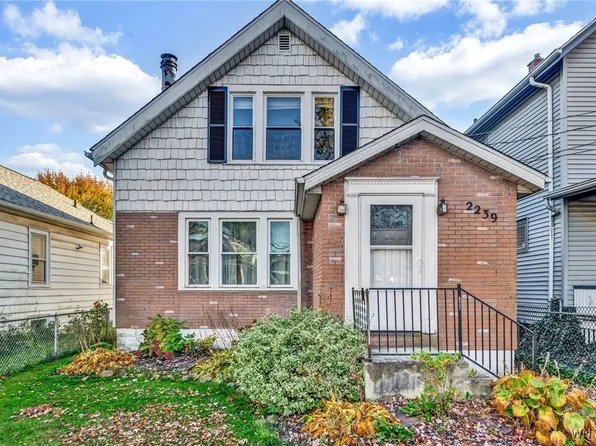 2239 Linwood Ave, Niagara Falls, NY 14305