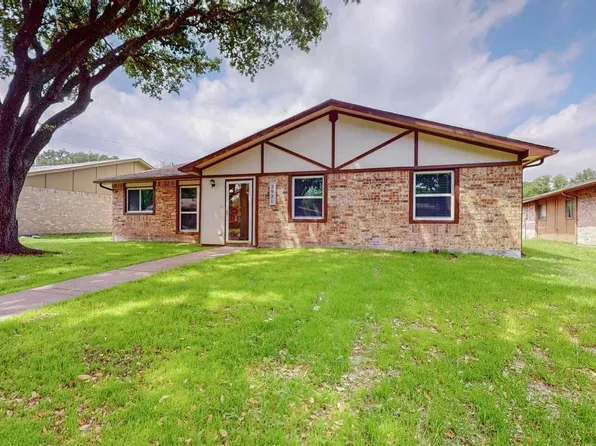 2921 Robin Hill Ln, Garland, TX 75044