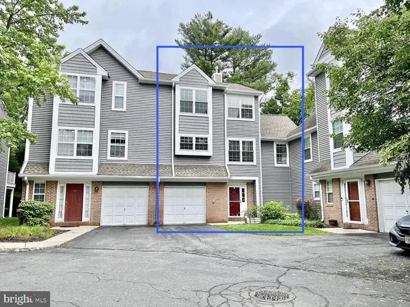 22 Halstead Pl, Princeton, NJ 08540