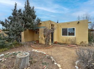 1845 Camino La Canada, Santa Fe, NM 87501