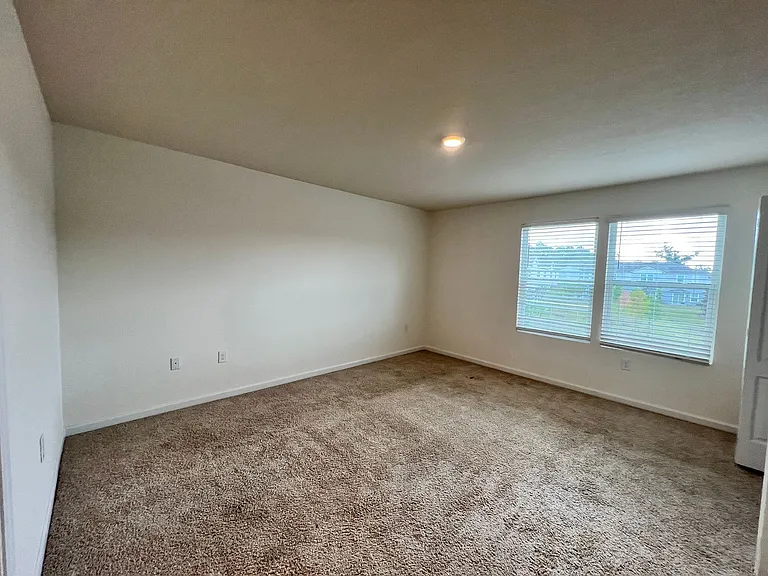 35 Oarsman Crossing Dr — Photo 14