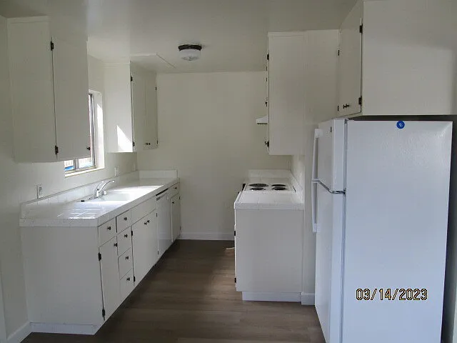 8225 Kelton Dr #A — Photo 3