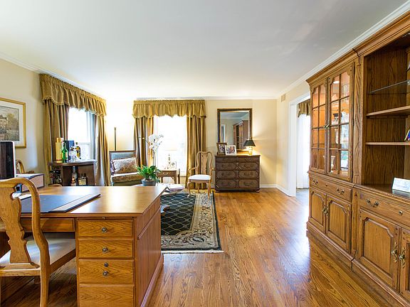 4th image of 1174 Furlong Dr