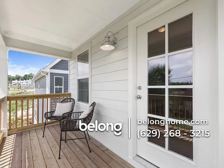 802 Briar Cir — Photo 4