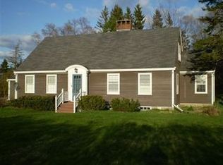 16 Redoubt Hill Rd, Eastport, ME 04631