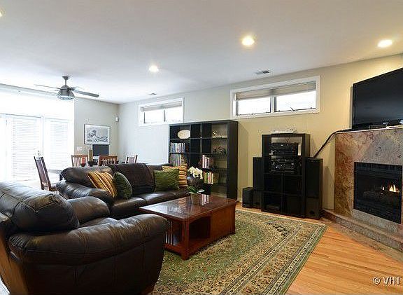 2nd image of 1455 N Maplewood Ave APT 1W