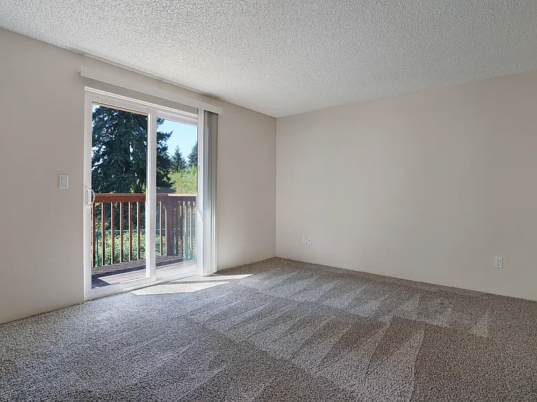 Maple Knoll Apartments — Photo 26
