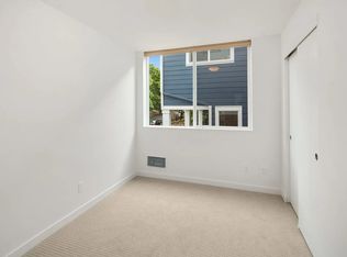 1153 NE 55th St, Seattle, WA 98105