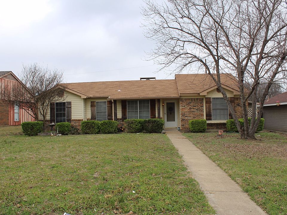 1st image of 1411 Ross Ln