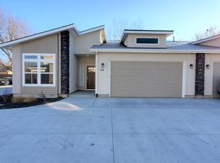 58 E Ranch Dr, Eagle, ID 83616
