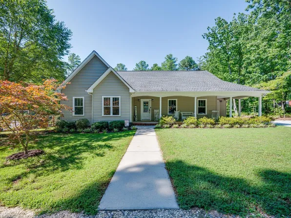 396 Community Rd, Dillwyn, VA 23936