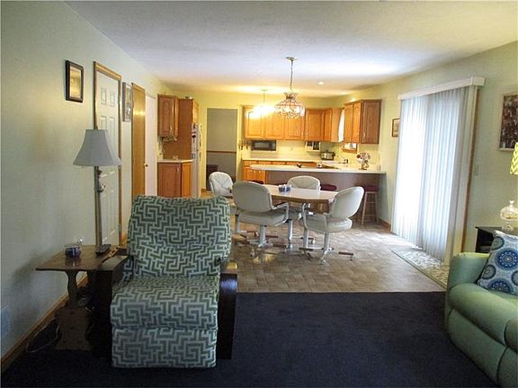 4th image of 3653 Tiffany Ln