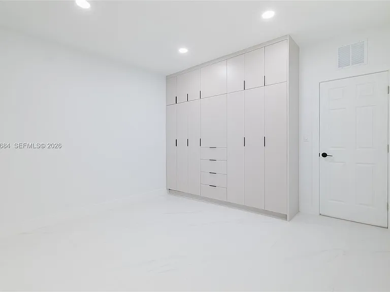 5261 SW 89th Ave #1 — Photo 16