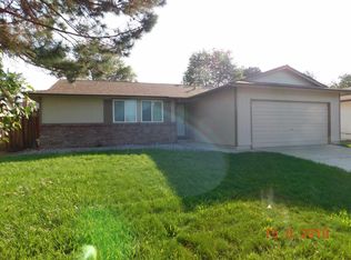 3004 Round Mountain Rd, Sparks, NV 89434