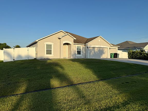 2nd image of 4549 SW Calloway St