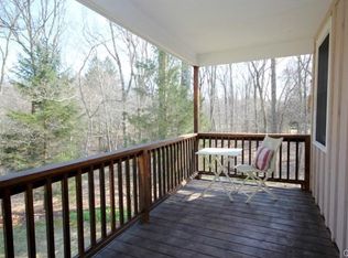 10 Lakeside Dr, Weston, CT 06883