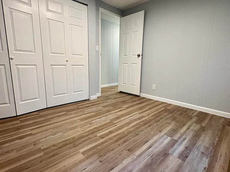108 Spruce Dr — Photo 16