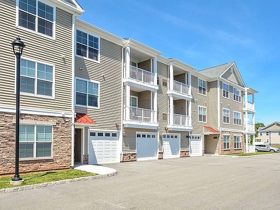 Exterior Apartments