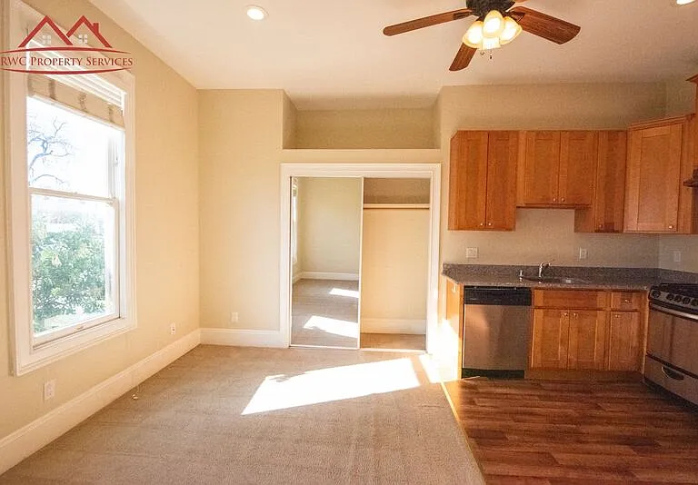 272 Washington St #6 — Photo 7