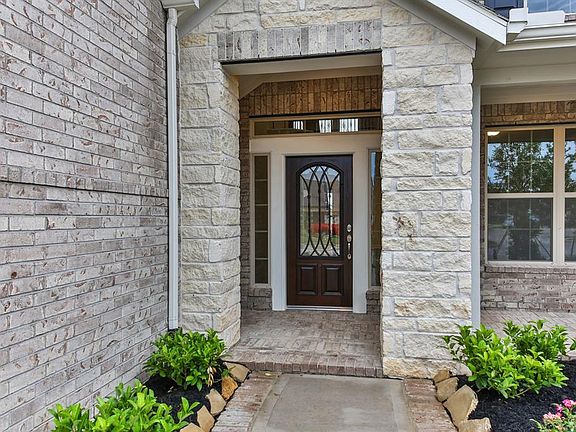 2nd image of 15218 Montezuma Quail Dr