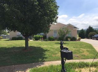 2501 Amberwood Cir NW, Huntsville, AL 35810