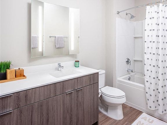 5th image of 5100 Wayzata Blvd #101E