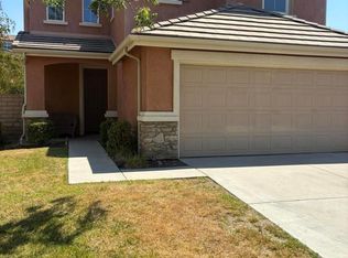 28360 Maitland Ln, Saugus, CA 91350