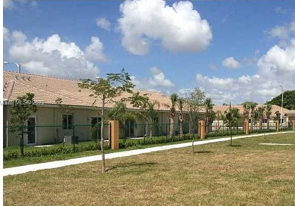 5th image of 13236 Old Biscayne Dr APT 1202