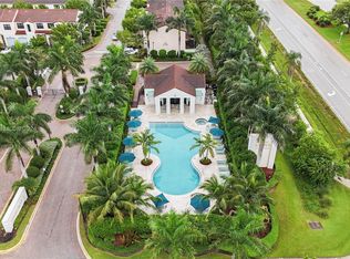 117 NW 209th Trl, Hollywood, FL 33029