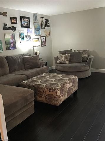 1st image of 1416 Park Shore Cir APT 2