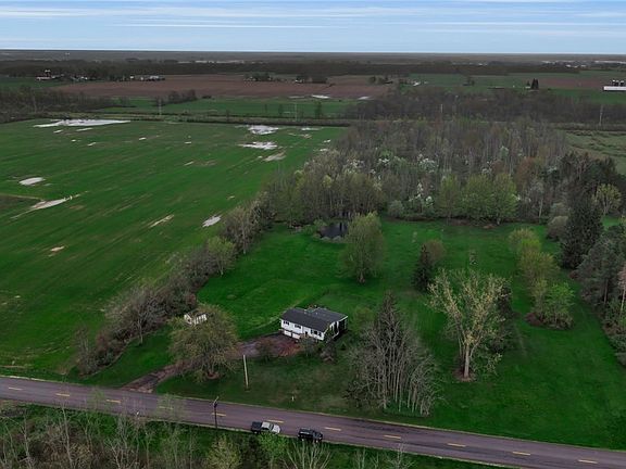 5th image of 9848 Chestnut Ridge Rd