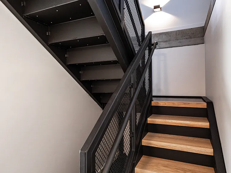 1537 Brunswick St — Photo 14