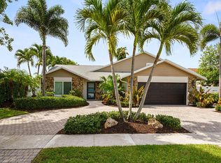 6298 Amberwoods Dr, Boca Raton, FL 33433