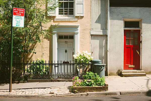 Rented by Compass | media 12