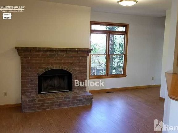 3rd image of 3631 S Marlborough Dr