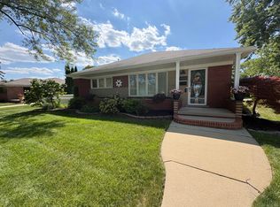8908 Fox Ave, Allen Park, MI 48101