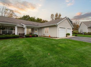 4208 Peak Ln NE, Grand Rapids, MI 49525