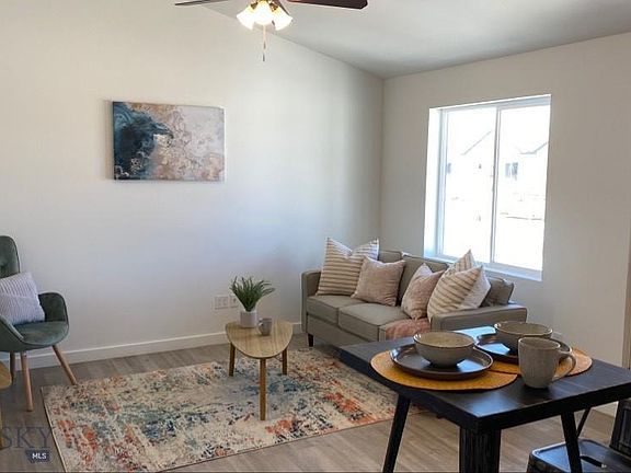 3rd image of 403 Brookline