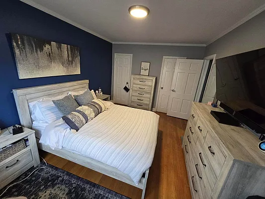 Rented by 18 REALTY | media 7