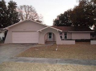 8700 White Springs Dr, New Port Richey, FL 34655